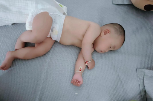 鹿邑怀孕肚子撑的难受